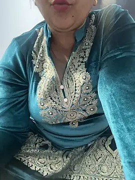 Preet Kaur 69 online show from December 2024 01:49:02 PM