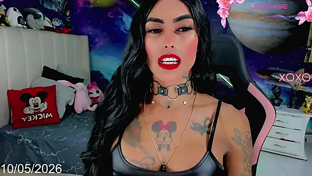 Snapshot of Nella_Dolls chatting on May 2026 08:08:02 AM Nella Dolls online show from May 2026 08:08:02 AM