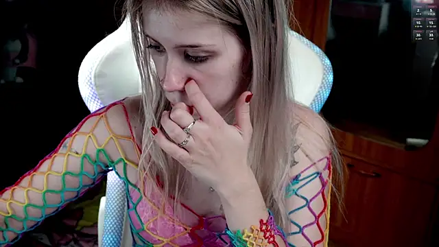 ho1yho1e online show from December 2025 06:46:02 PM