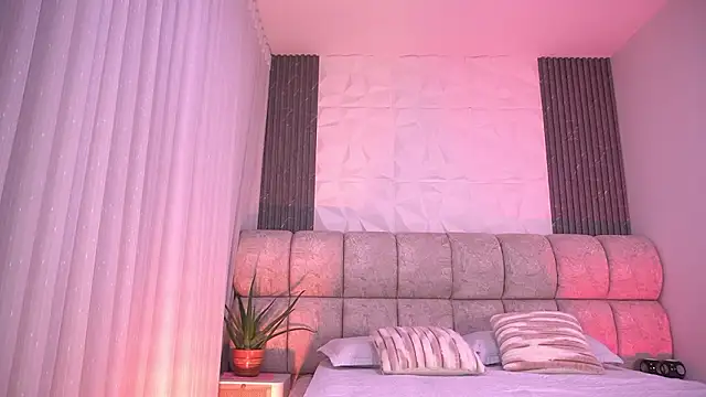 katy rioss online show from February 2026 11:59:01 AM