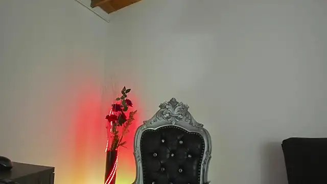 Snapshot of Hela_wet chatting on February 2025 11:32:01 PM Hela wet online show from February 2025 11:32:01 PM