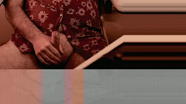 Snapshot of Sanders_White chatting on January 2025 03:43:01 AM Sanders White online show from January 2025 03:43:01 AM