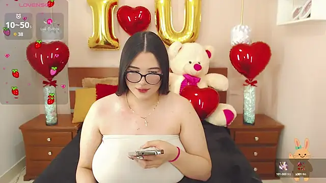 miss linda  online show from February 2025 06:03:01 PM