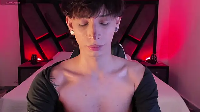 AndyWiilliams online show from April 2026 10:29:01 PM