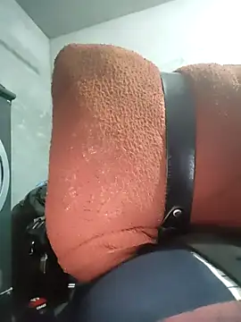 Snapshot of Hot2612 chatting on February 2026 01:31:02 PM Hot2612 online show from February 2026 01:31:02 PM