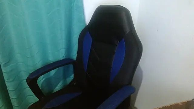 Snapshot of katia_mature chatting on March 2025 06:40:02 AM katia mature online show from March 2025 06:40:02 AM