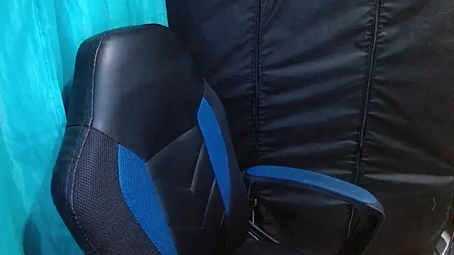 Snapshot of katia_mature chatting on September 2025 04:34:02 AM katia mature online show from September 2025 04:34:02 AM