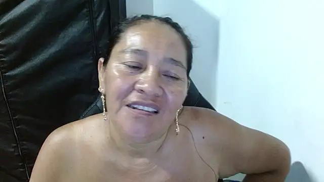 Snapshot of katia_mature chatting on December 2025 03:36:02 AM katia mature online show from December 2025 03:36:02 AM