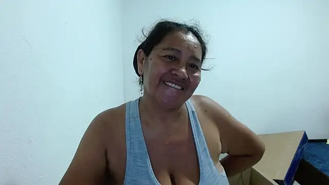 Snapshot of katia_mature chatting on February 2026 03:00:02 AM katia mature online show from February 2026 03:00:02 AM