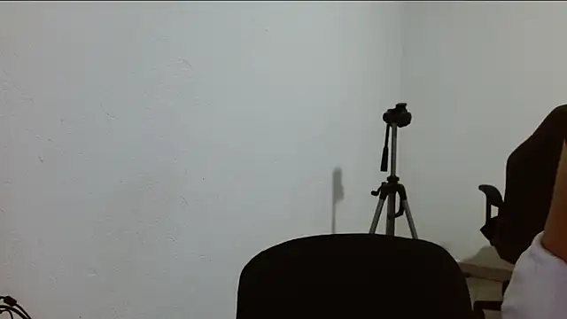 Snapshot of katia_mature chatting on February 2026 07:19:01 AM katia mature online show from February 2026 07:19:01 AM