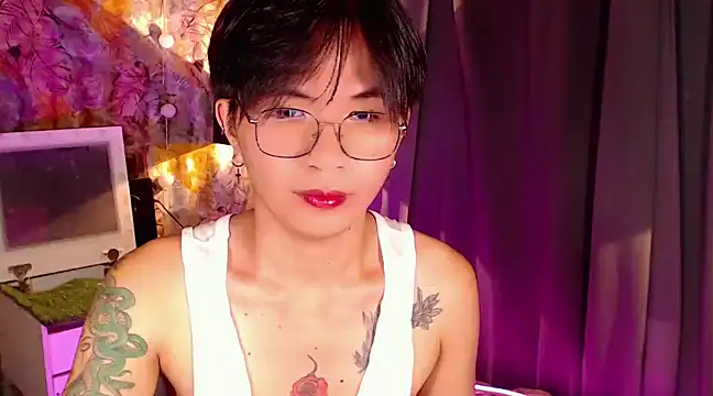 Sexy Handsome Drex online show from December 2024 12:15:01 PM