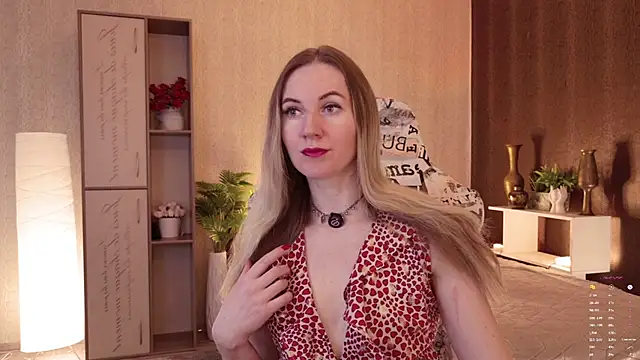 Snapshot of Hello_Lisha chatting on May 2026 08:19:01 AM Hello Lisha online show from May 2026 08:19:01 AM