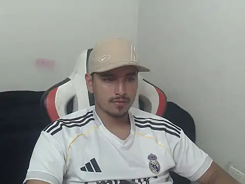 Snapshot of kylian_07 chatting on July 2026 03:01:01 AM kylian 07 online show from July 2026 03:01:01 AM