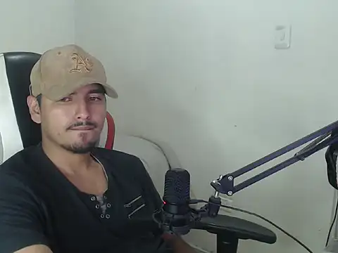 Snapshot of kylian_07 chatting on August 2026 02:37:02 AM kylian 07 online show from August 2026 02:37:02 AM