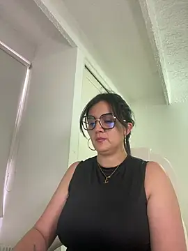 SWEETLILY18 online show from January 2025 09:54:01 PM