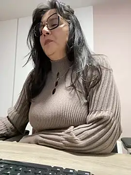 SWEETLILY18 online show from February 2025 11:11:02 AM