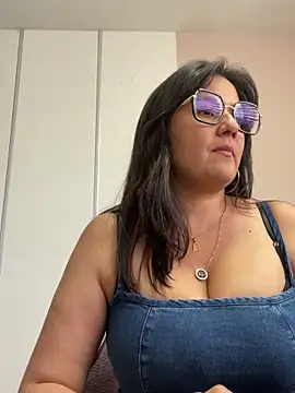 SWEETLILY18 online show from March 2025 03:27:01 PM