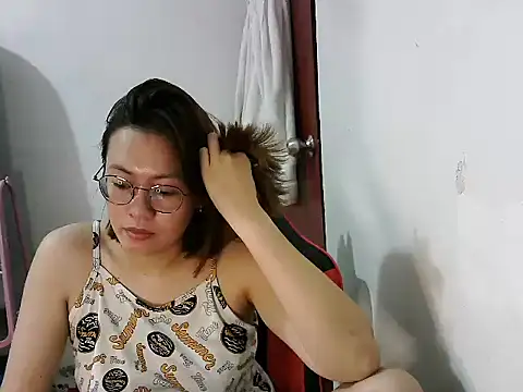 crizzybel online show from March 2025 03:41:01 AM