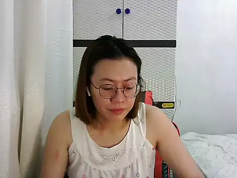 crizzybel online show from March 2025 06:29:02 PM