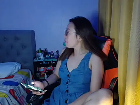 crizzybel online show from May 2026 03:35:01 AM