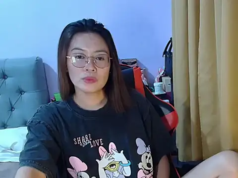 crizzybel online show from July 2026 11:03:01 AM