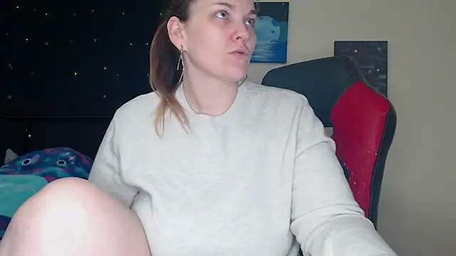 Snapshot of ToxicLilly chatting on December 2024 09:19:02 AM ToxicLilly online show from December 2024 09:19:02 AM