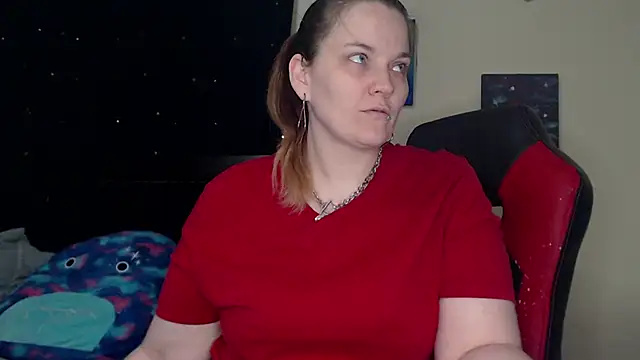 Snapshot of ToxicLilly chatting on January 2025 08:36:01 AM ToxicLilly online show from January 2025 08:36:01 AM