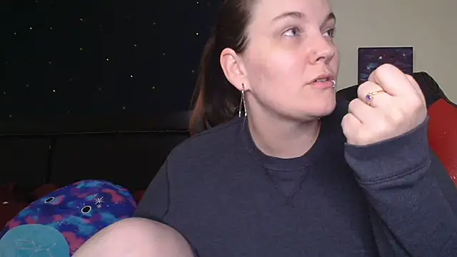 Snapshot of ToxicLilly chatting on October 2025 08:33:01 AM ToxicLilly online show from October 2025 08:33:01 AM