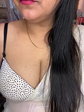 Snapshot of Zoya_Varma004 chatting on November 2025 05:17:01 AM Zoya Varma004 online show from November 2025 05:17:01 AM