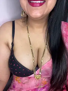 Snapshot of Zoya_Varma004 chatting on February 2026 02:20:02 PM Zoya Varma004 online show from February 2026 02:20:02 PM