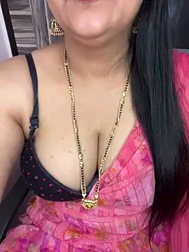 Snapshot of Zoya_Varma004 chatting on February 2026 06:25:02 AM Zoya Varma004 online show from February 2026 06:25:02 AM