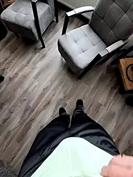 toppiefloppi online show from February 2025 01:48:01 PM