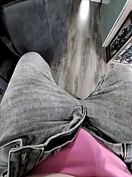 toppiefloppi online show from March 2025 08:02:01 AM