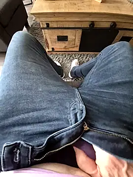 toppiefloppi online show from October 2025 09:08:02 AM