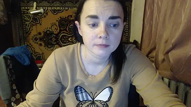 Snapshot of AlisaLaDiva chatting on January 2025 09:32:01 PM AlisaLaDiva online show from January 2025 09:32:01 PM