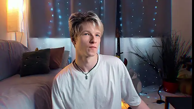 Breston Sweet online show from April 2026 11:05:02 AM