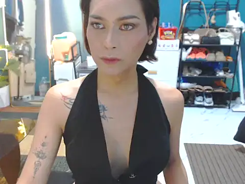 BonaBarrameda online show from June 2026 07:53:02 AM