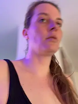 newMichelle online show from April 2026 05:57:01 AM