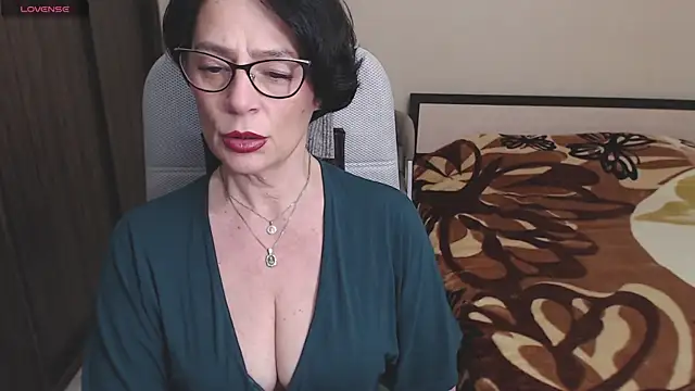 BelovedLady online show from February 2025 04:01:02 PM