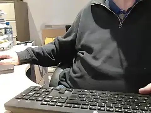 Snapshot of bigbadjon69 chatting on February 2026 02:43:01 PM bigbadjon69 online show from February 2026 02:43:01 PM