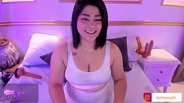 lucy26  online show from September 2025 02:22:01 AM