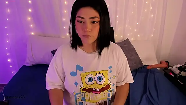 lucy26  online show from October 2025 12:05:02 AM