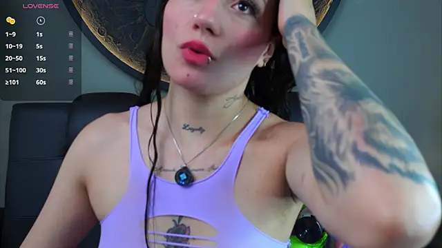 miss sharlotte18 online show from December 2025 06:48:01 PM