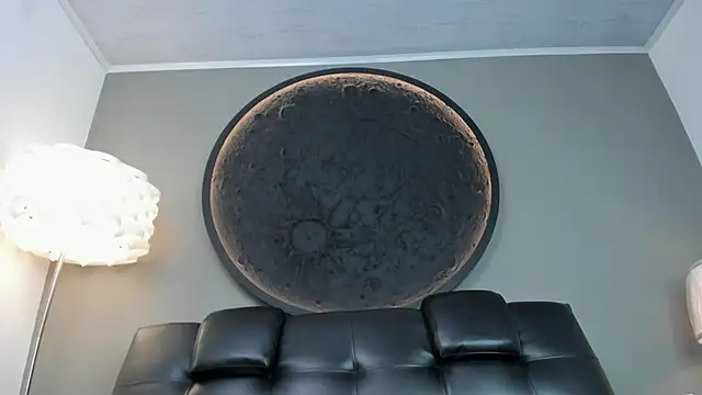 miss vaiolette online show from February 2025 02:13:02 PM