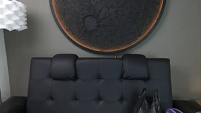 miss vaiolette online show from September 2025 11:04:02 AM