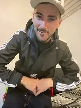 Snapshot of Cabetothepro chatting on February 2026 03:01:02 AM Cabetothepro online show from February 2026 03:01:02 AM