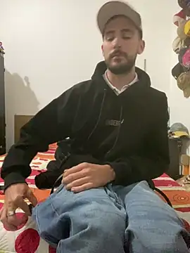 Snapshot of Cabetothepro chatting on February 2026 04:57:01 AM Cabetothepro online show from February 2026 04:57:01 AM