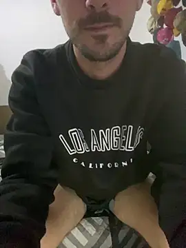 Snapshot of Cabetothepro chatting on March 2026 03:01:02 AM Cabetothepro online show from March 2026 03:01:02 AM