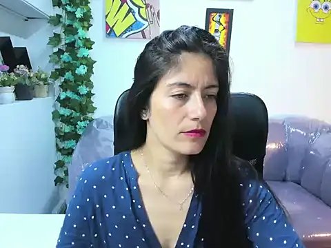 Snapshot of AnnyMilet_ chatting on July 2026 01:32:01 PM AnnyMilet online show from July 2026 01:32:01 PM
