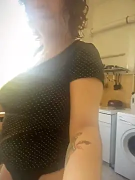 callmelouve online show from February 2025 08:59:02 AM